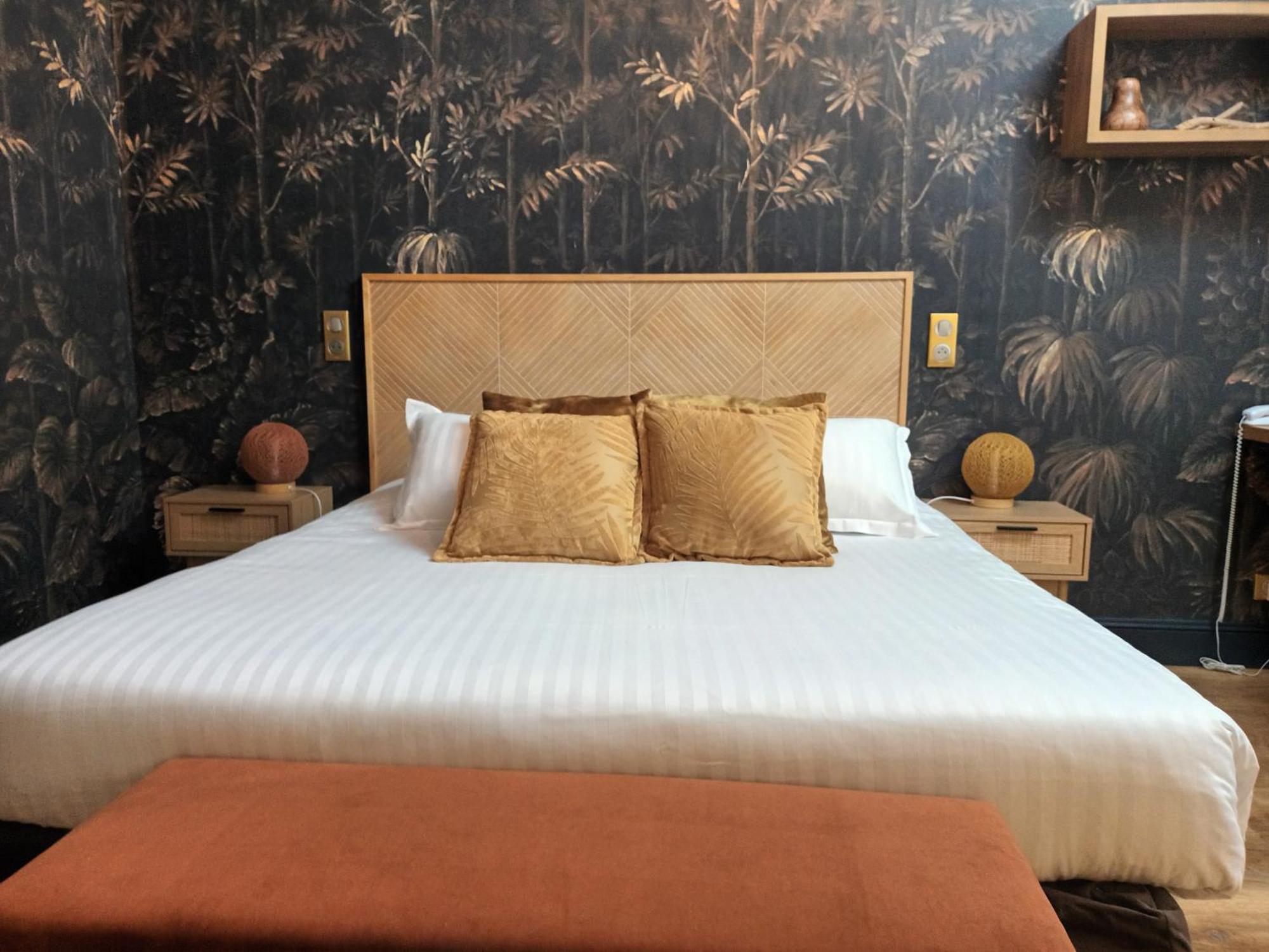 Logis Hotel La Breche - Restaurant Berthelot Amboise Kültér fotó