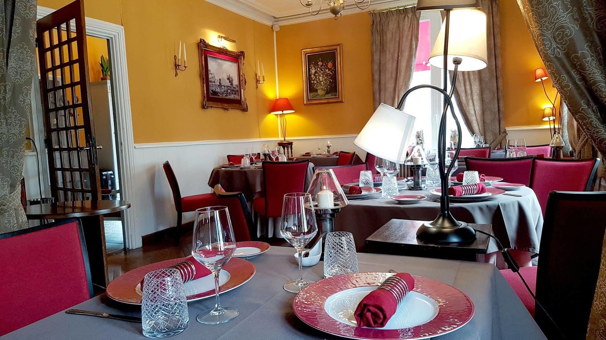 Logis Hotel La Breche - Restaurant Berthelot Amboise Kültér fotó